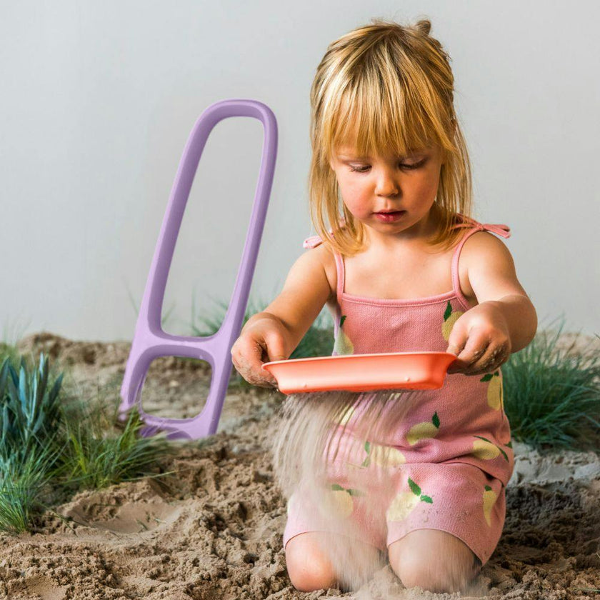 Quut Premium Beach Bundle Pink – 8-Piece Kids Beach & Outdoor Play Set