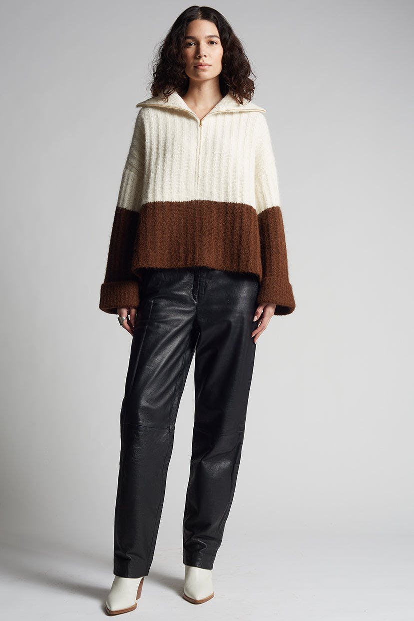 UMA COLOR-BLOCK PONCHO