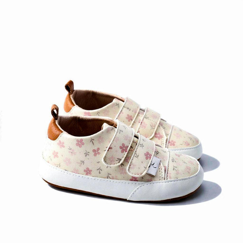 The Low Top