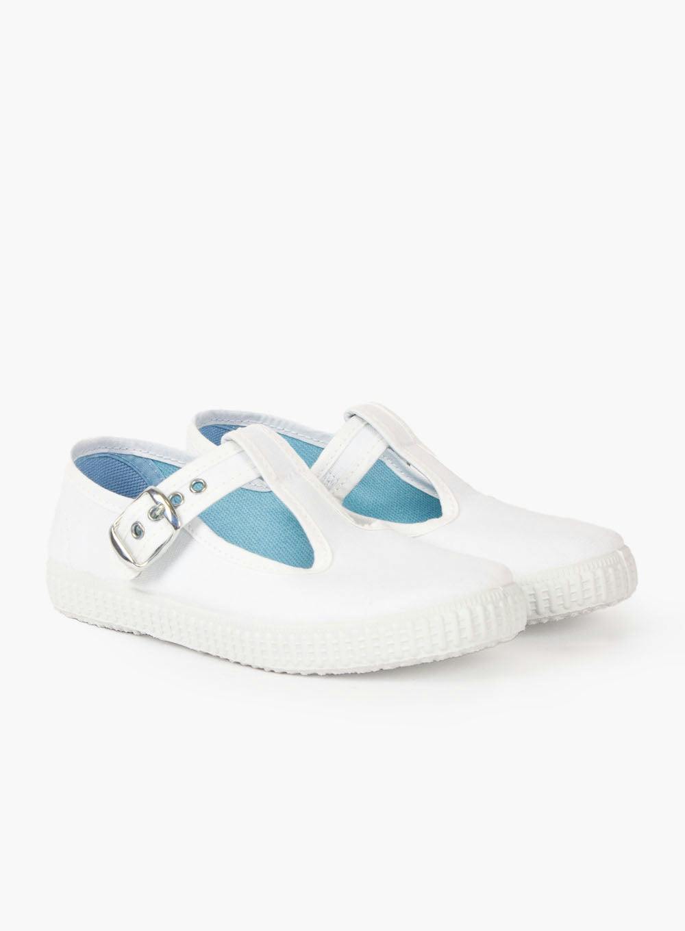 Hampton Canvas Nantucket Shoes in White