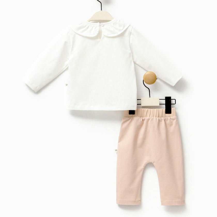 White Fox Graphic Outfit