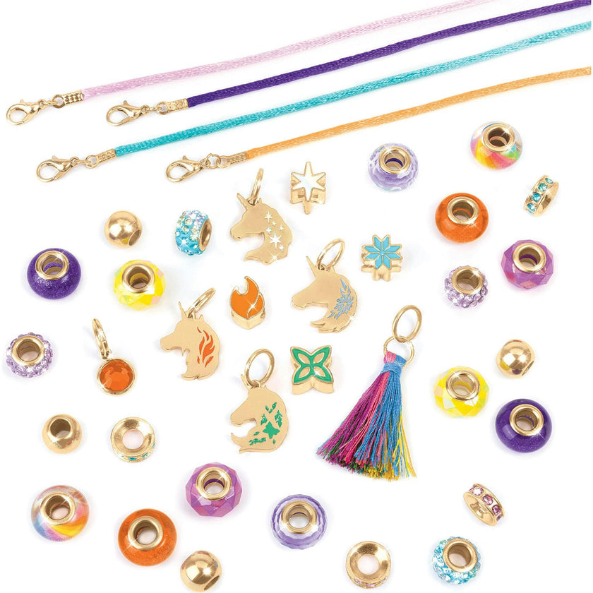 Academy: Enchanting Charms Bracelet Kit