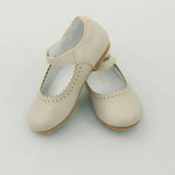 Lucille Scalloped Flat