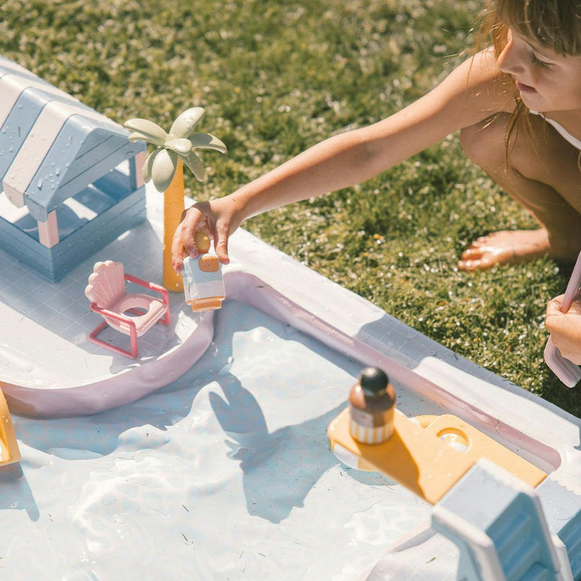 Pool Day Water Table
