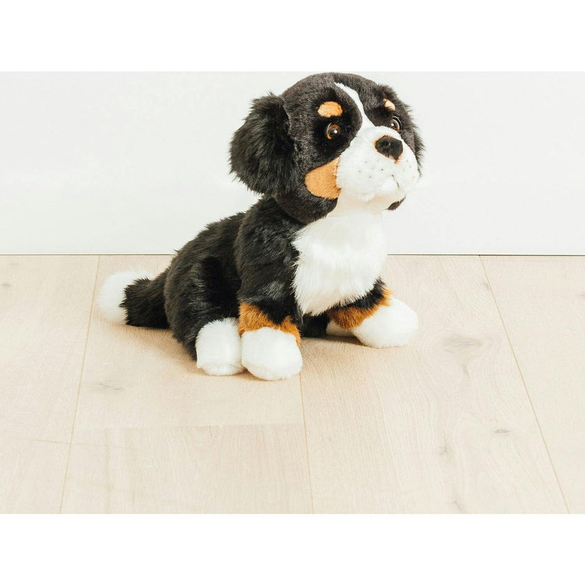 LA PELUCHERIE My Dog Ferdinand - Small Sitting 28cm