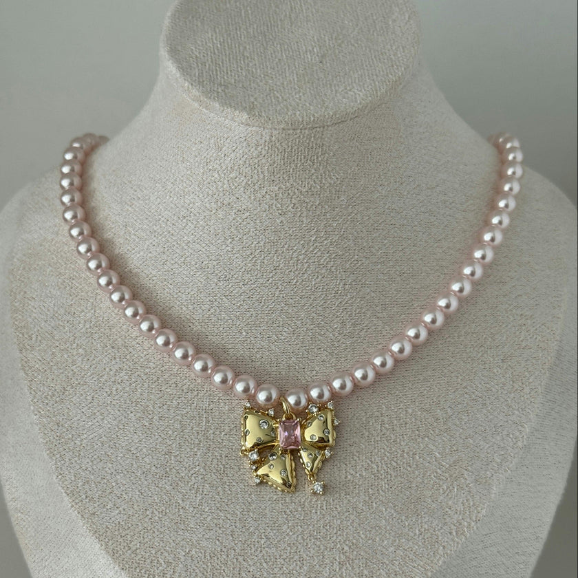 Chloe Pearl Necklace