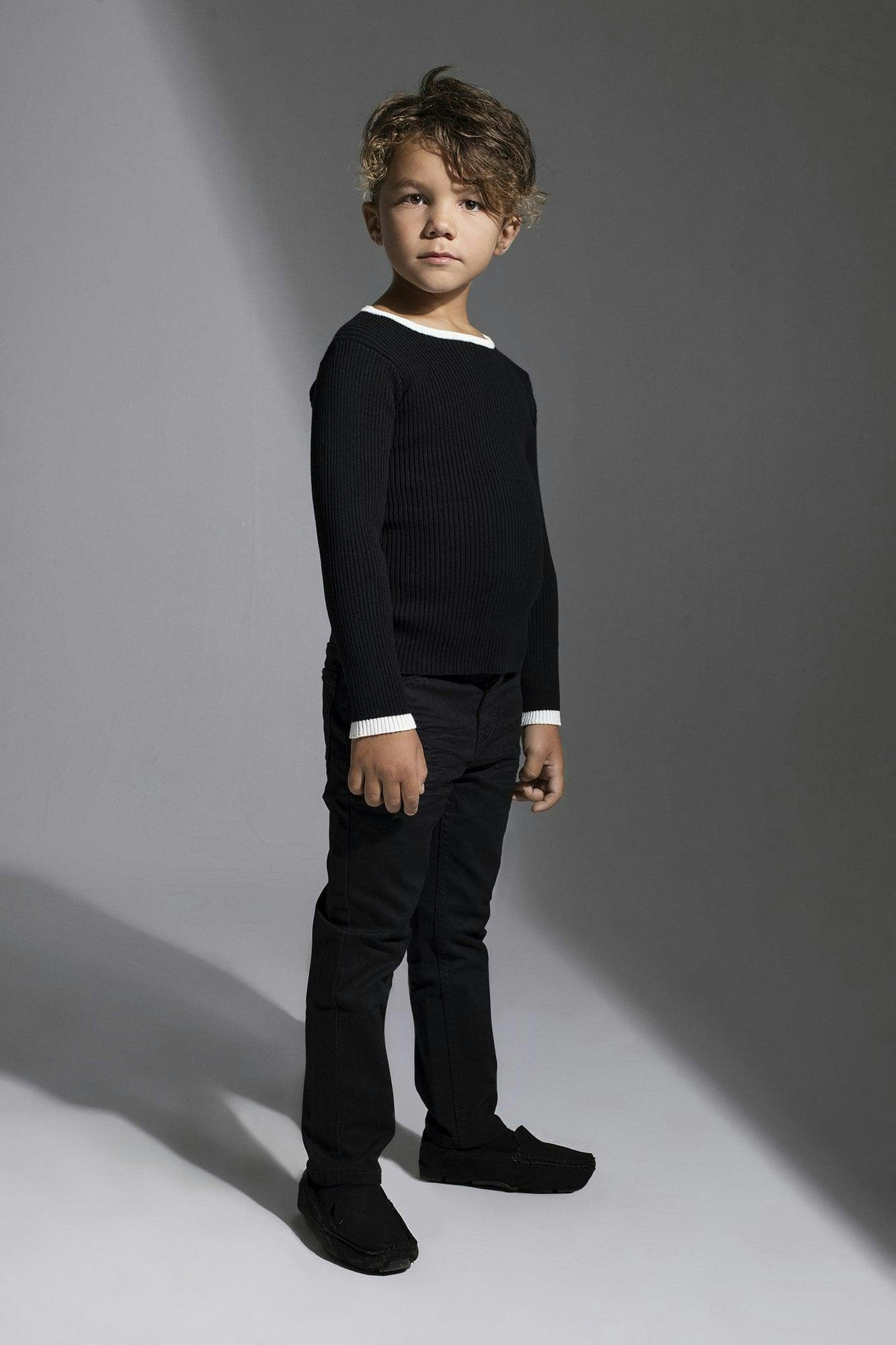 Boy Knit Contrast Piped Round Neck Long Sleeve Sweater