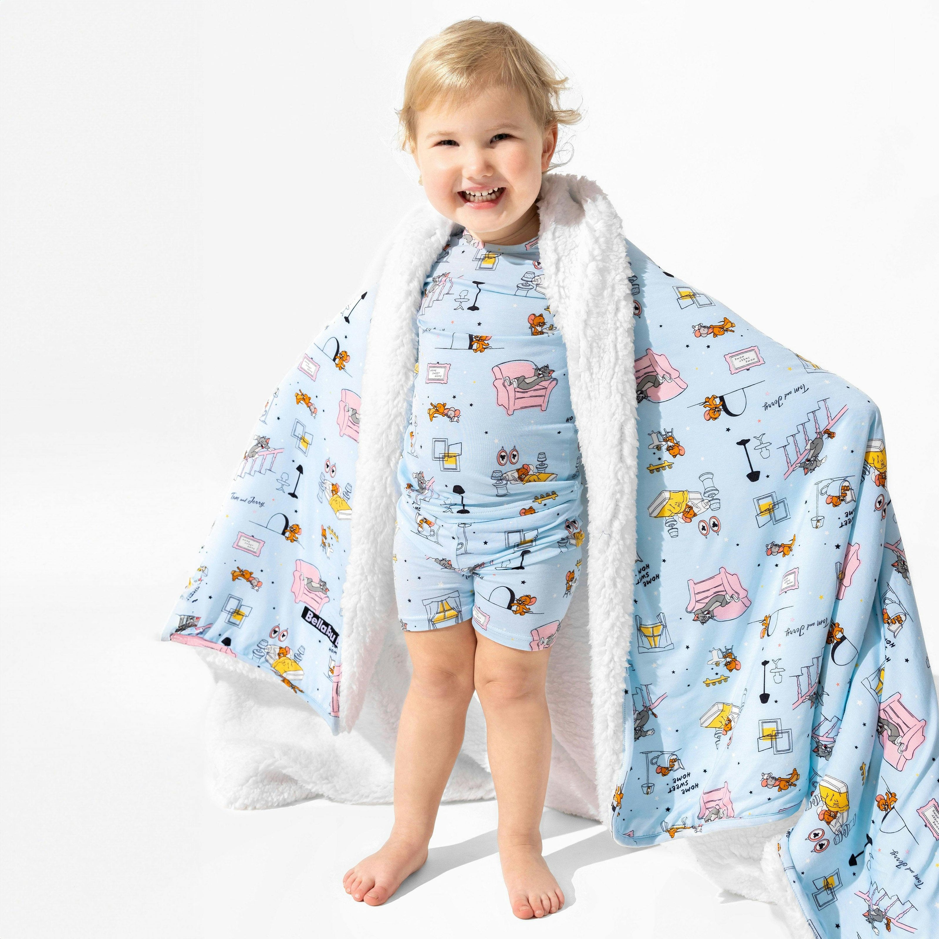 Tom & Jerry: Home Sweet Home Bamboo Sherpa Blanket