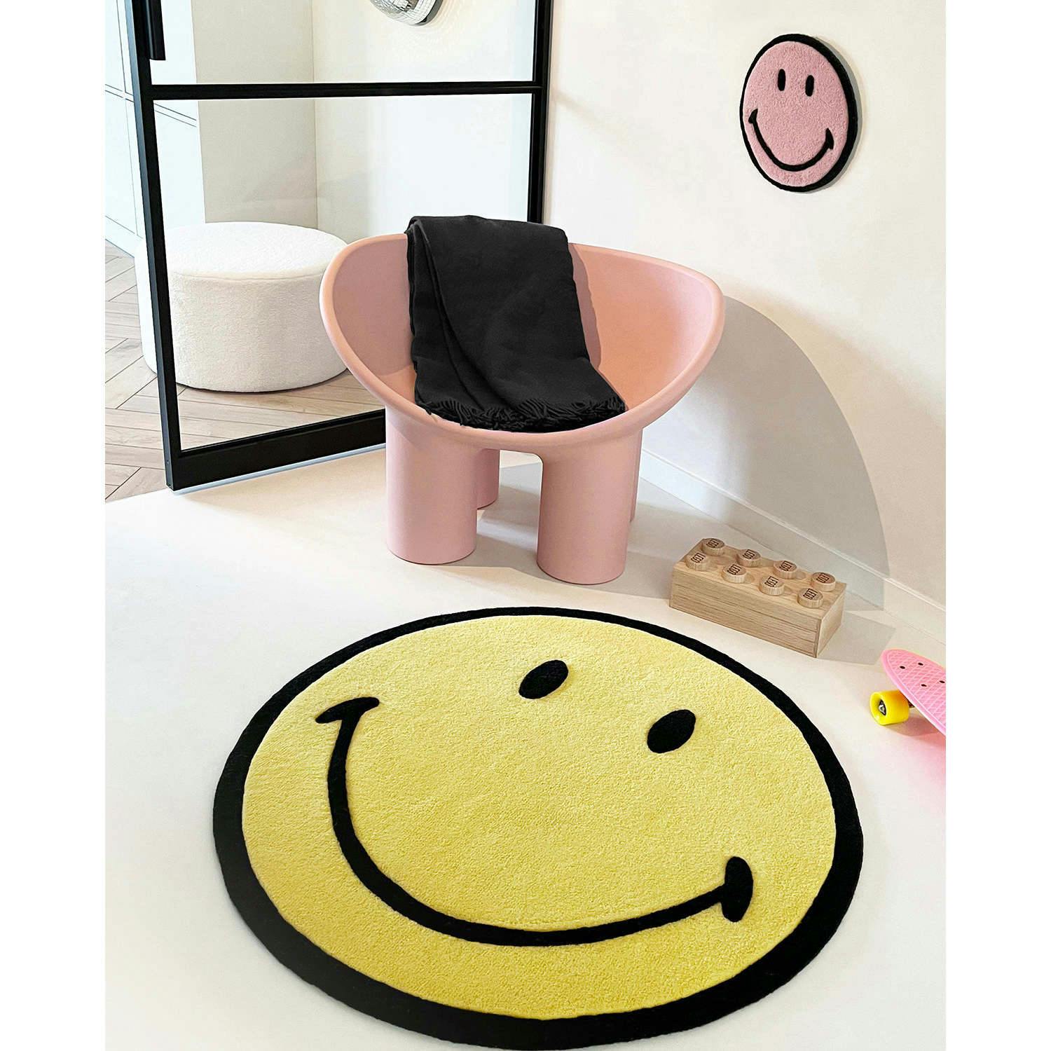 Round Smiley Rug