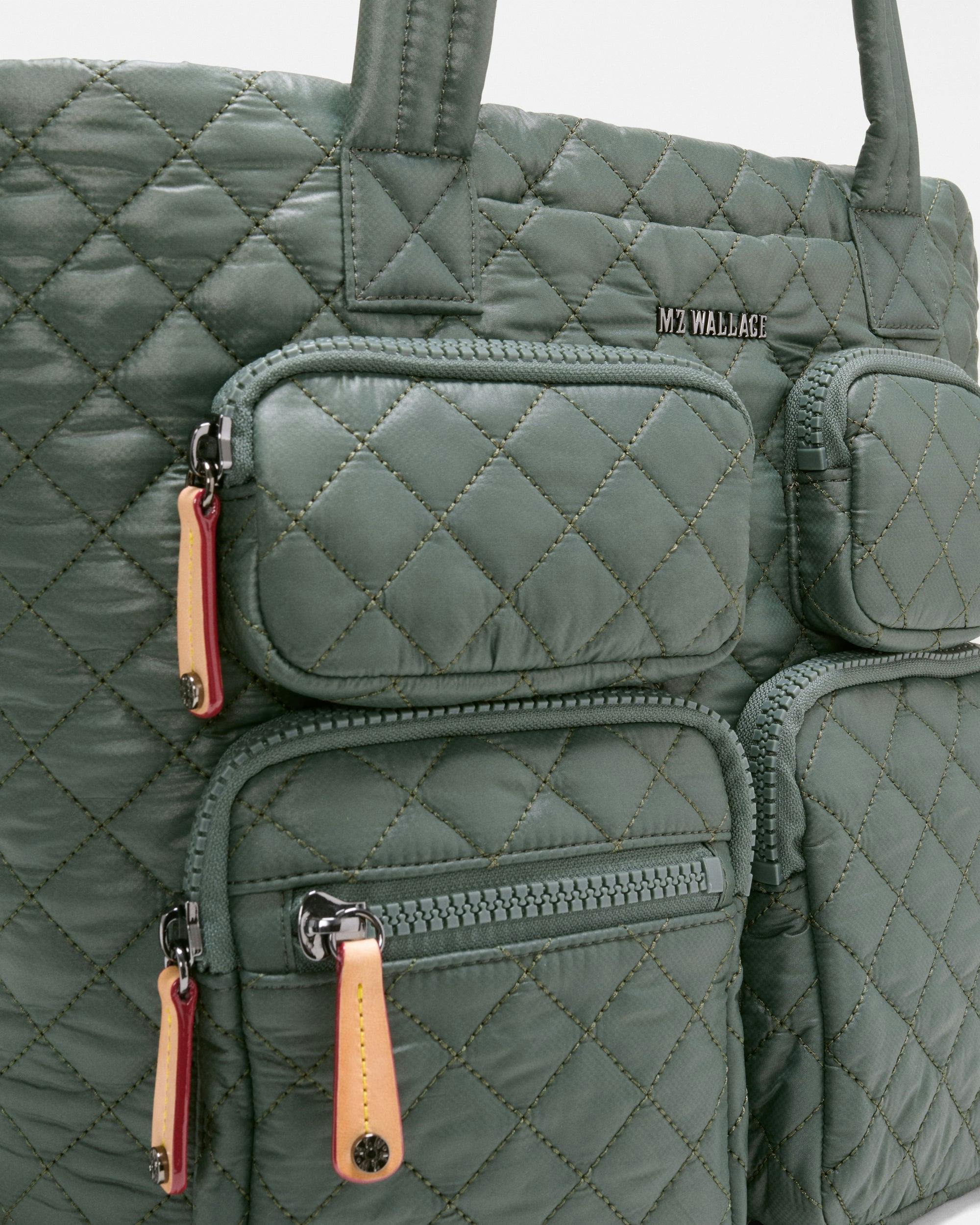 Juniper Medium Metro Travel Tote