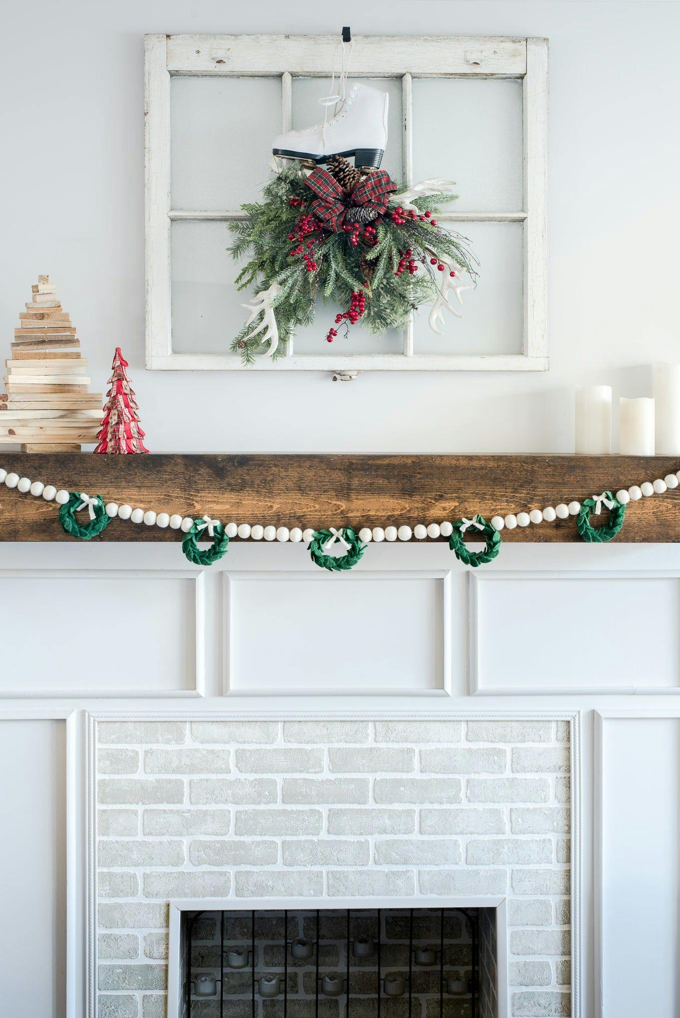 White Wreath Garland