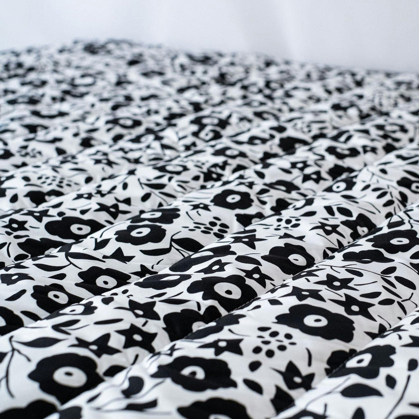 ETTA LOVES X LIBERTY - OUTDOOR PLAYMAT