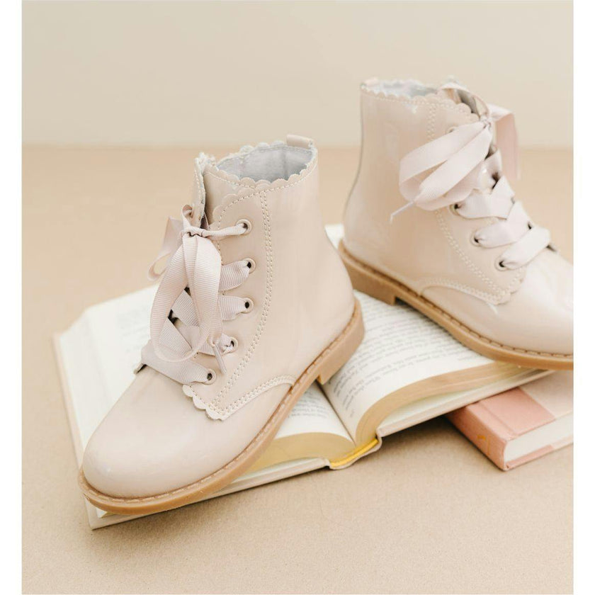 Josephine Scallop Boot