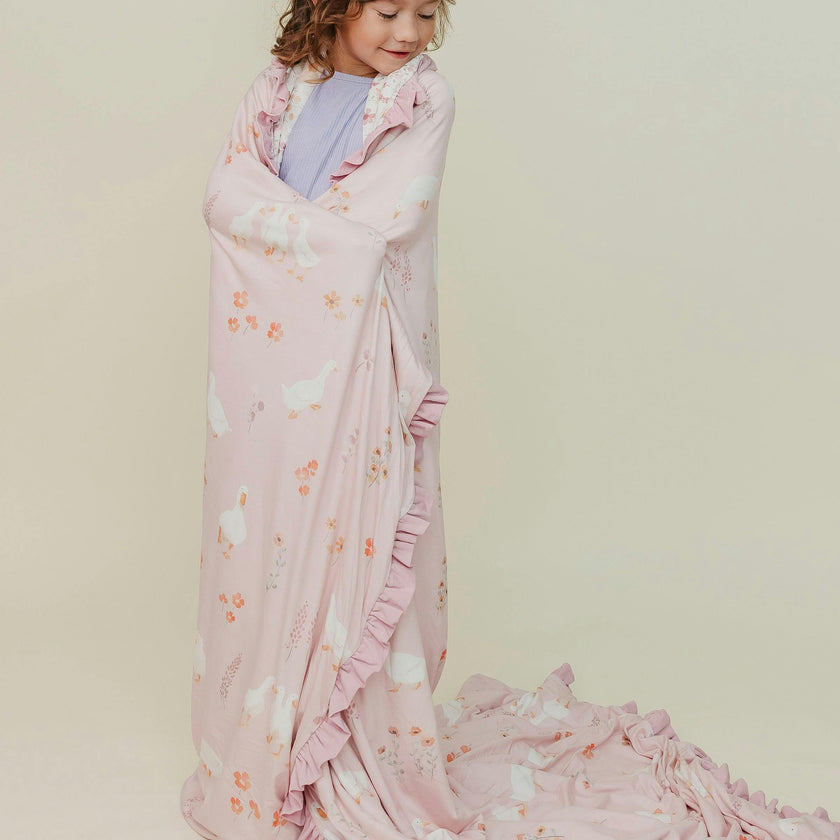 Ruffled Jumbo Quilt - Gigi