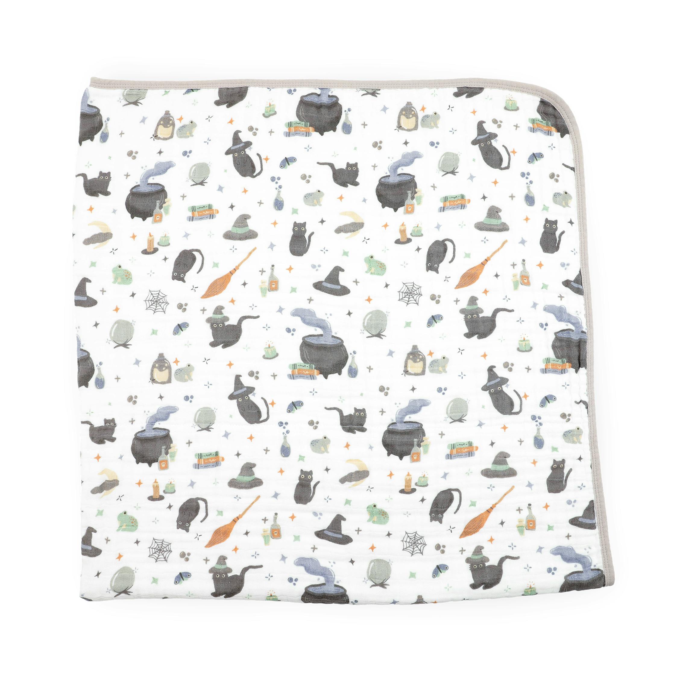 Original Cotton Muslin Quilt - Cats and Cauldrons