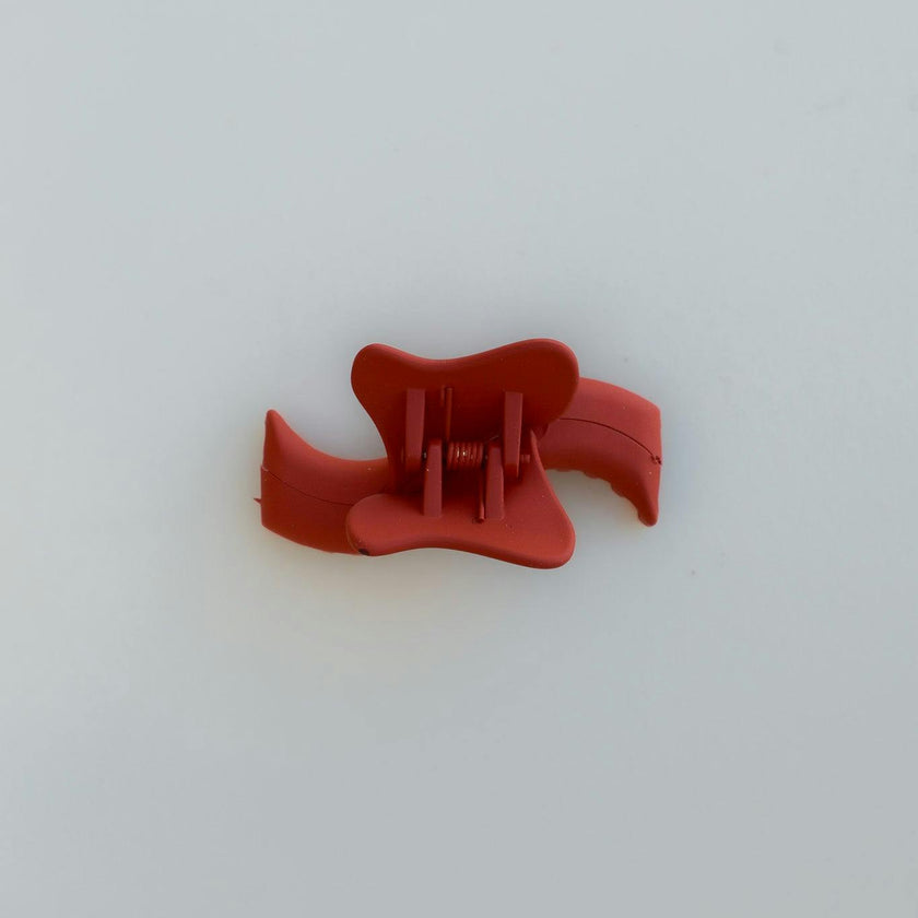 KAXI WAVY MINI HOLD EVERYTHING CLAW