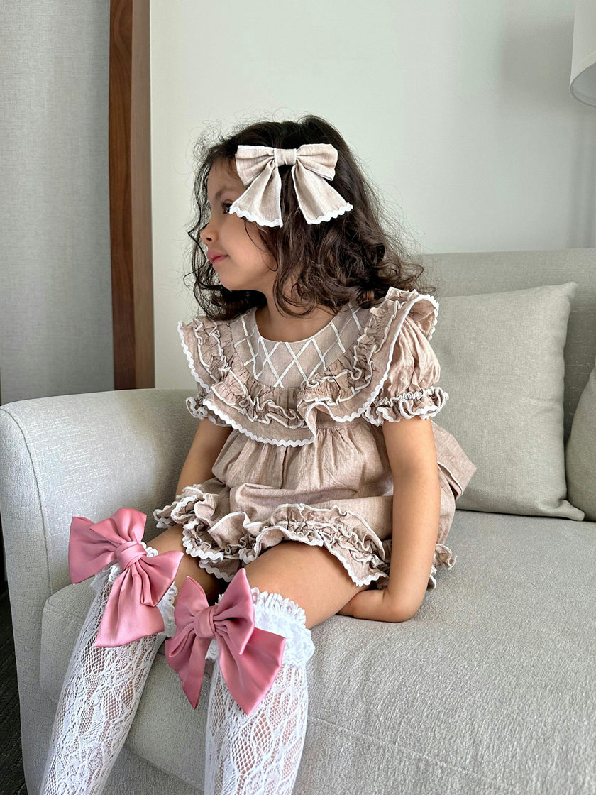 Ashlyn Linen Petite Hair Bow