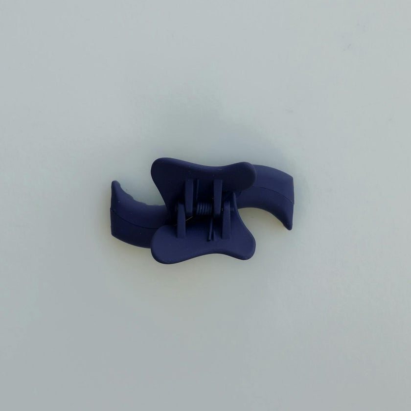 KAXI WAVY MINI HOLD EVERYTHING CLAW