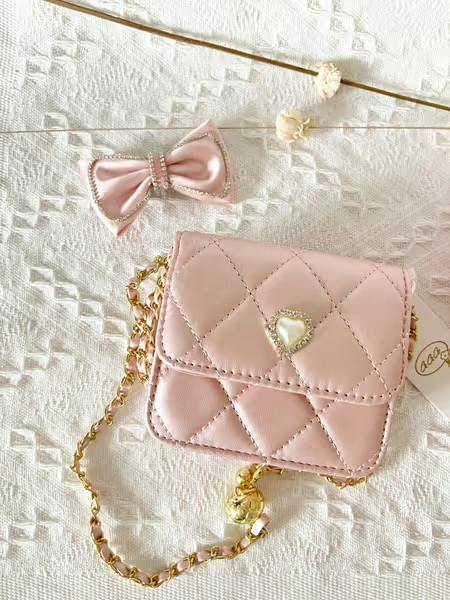 Quilted Pink Purse with Diamond Heart Purse, Pink