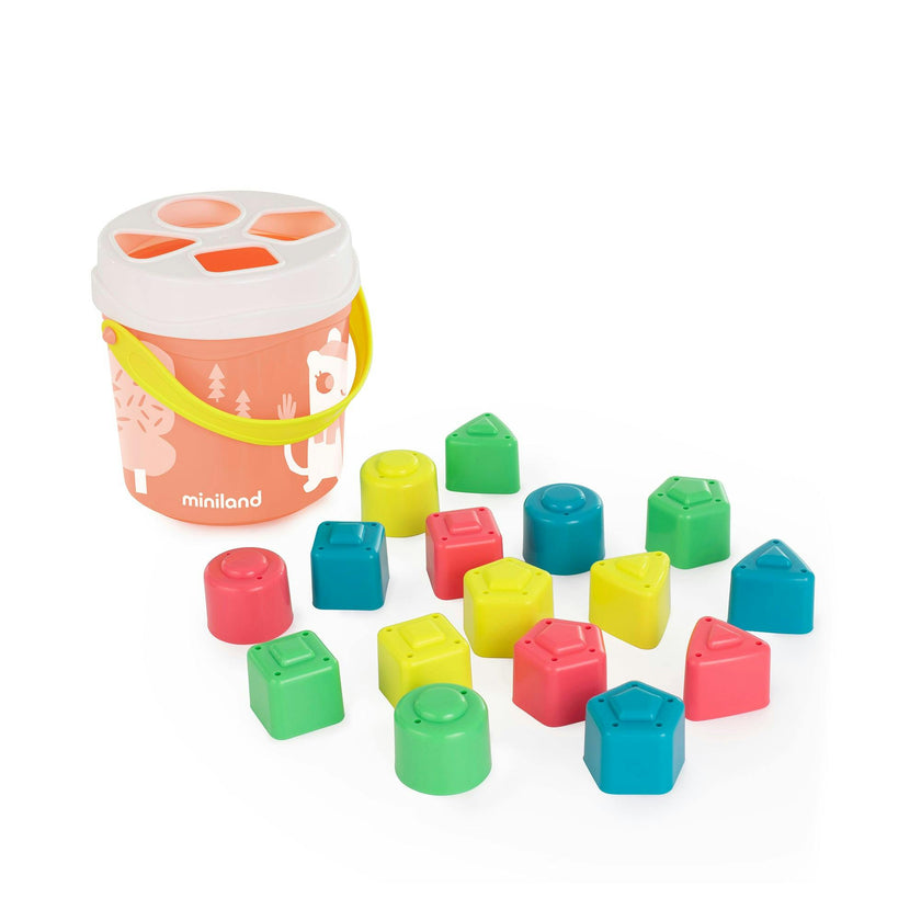 Feel to Learn:&nbsp;Salmon shape sorting bucket