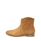 Cassie Camel