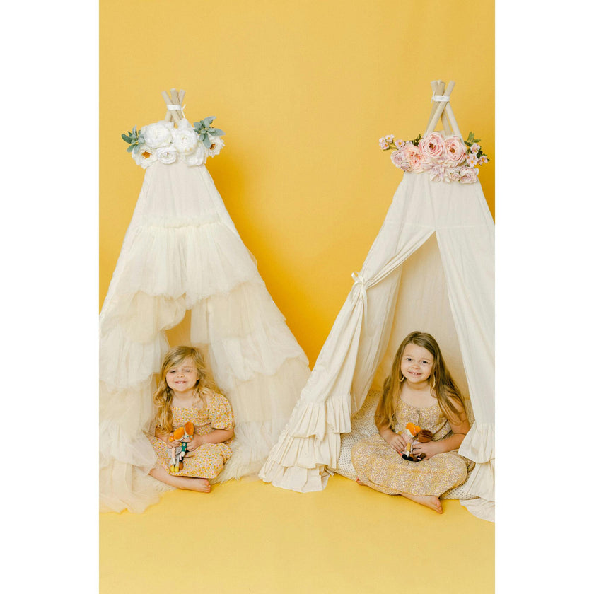 Amelia Play Tent