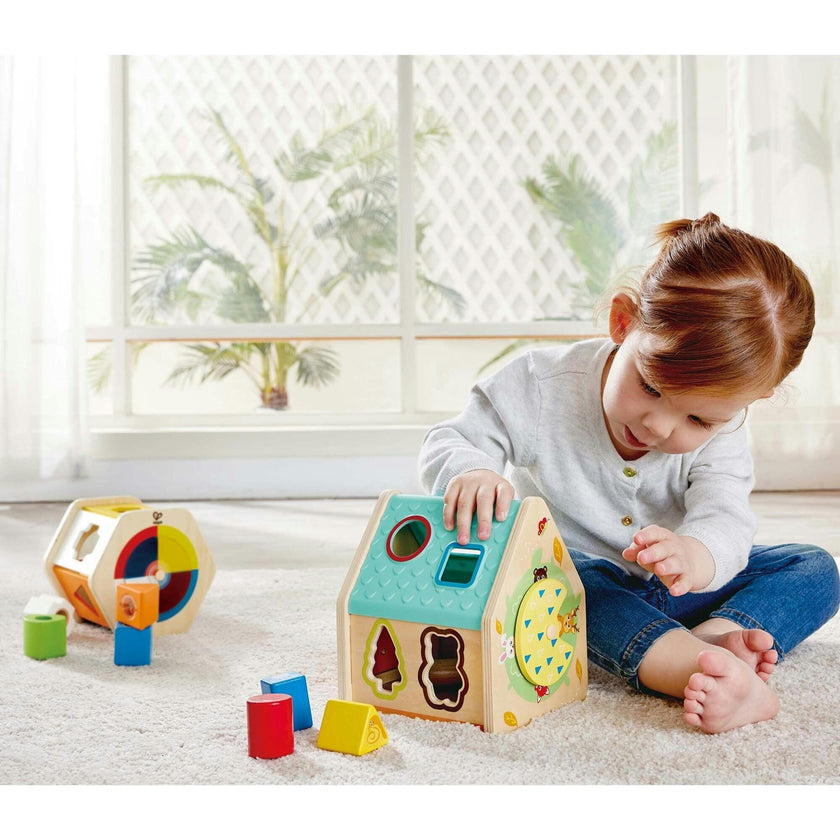 Hape: Critter House Shape Sorter - Wooden Shapes Toy