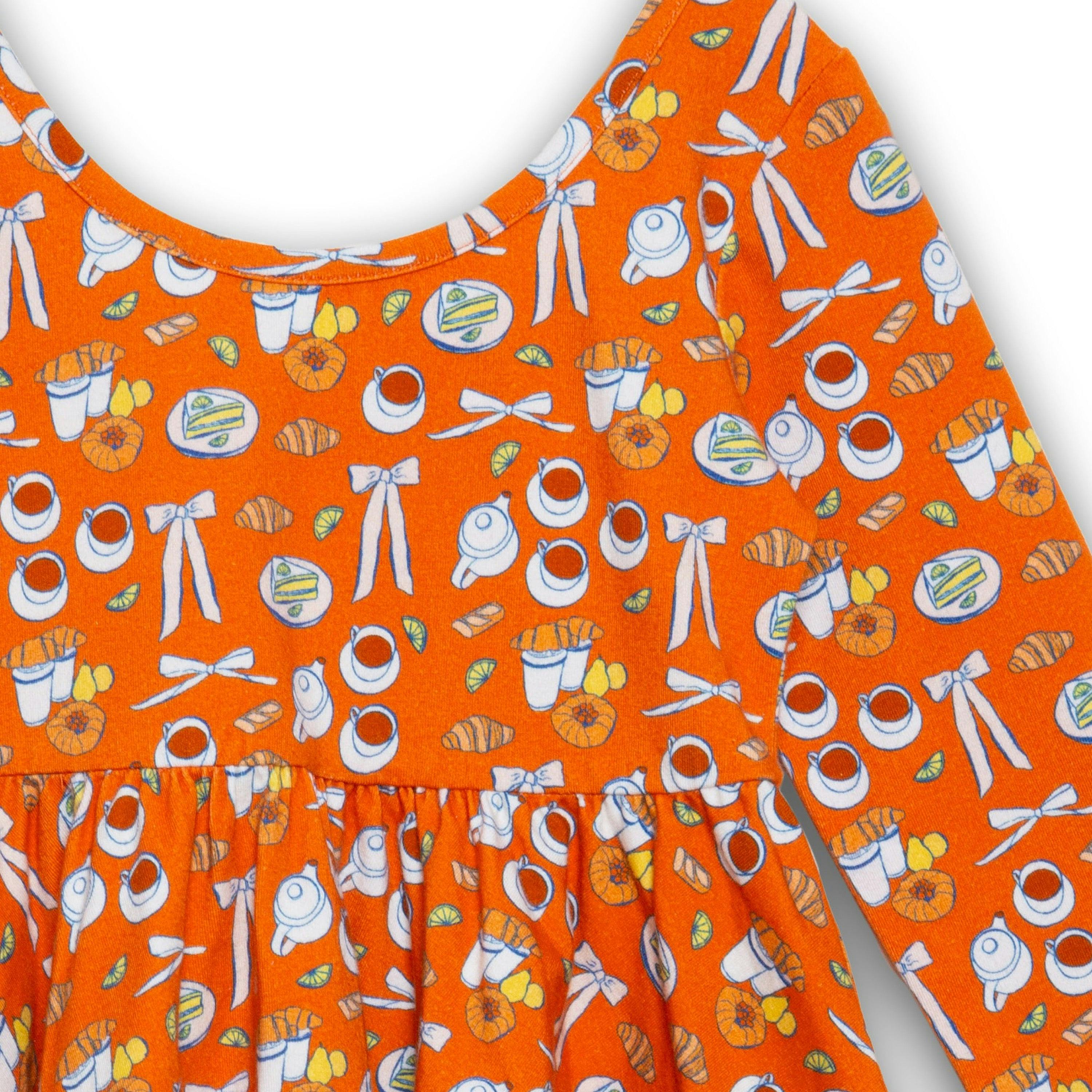 Twirly Dress in Coffee Shop