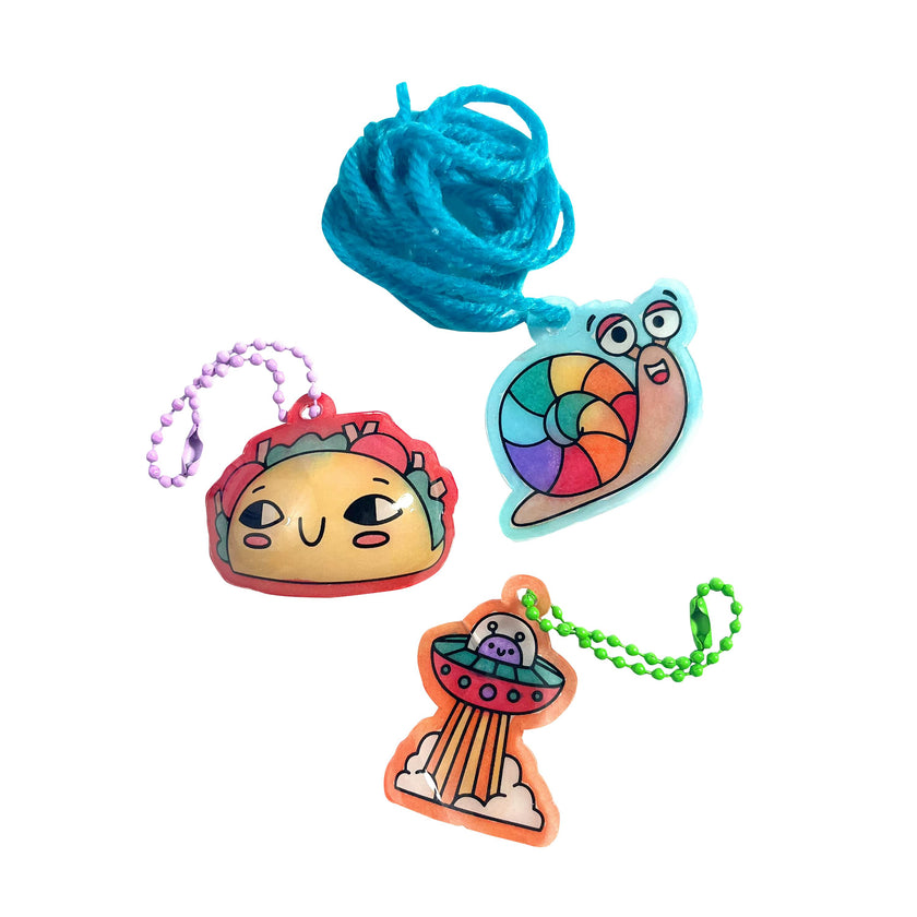 Shrink-its! DIY Shrink Art Kit - Fun Friends - 20 Charms