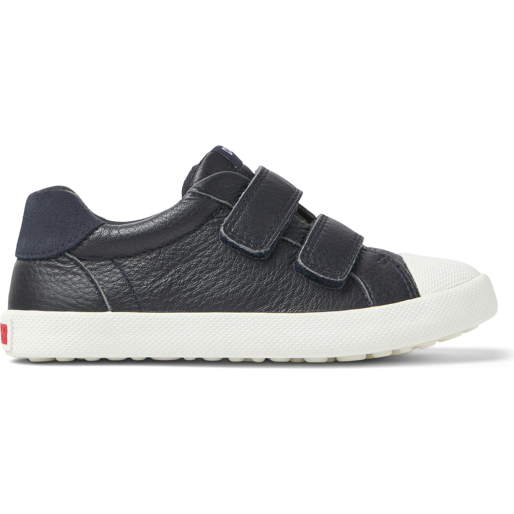 Pursuit Sneaker