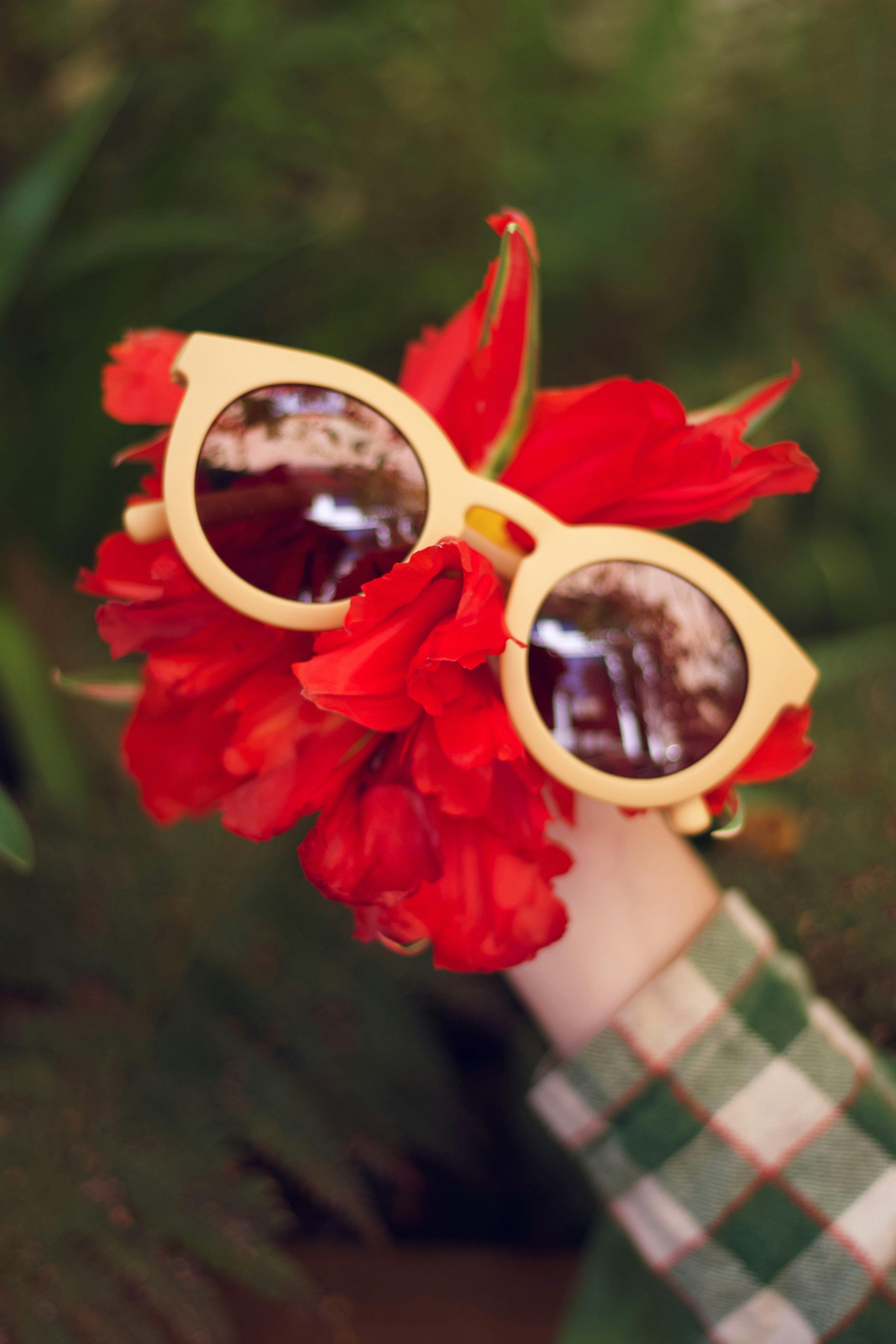 Classic | Sustainable Sunglasses | Plant-Based Bendable Polarized - Teen | 9-14 Y | Buckwheat
