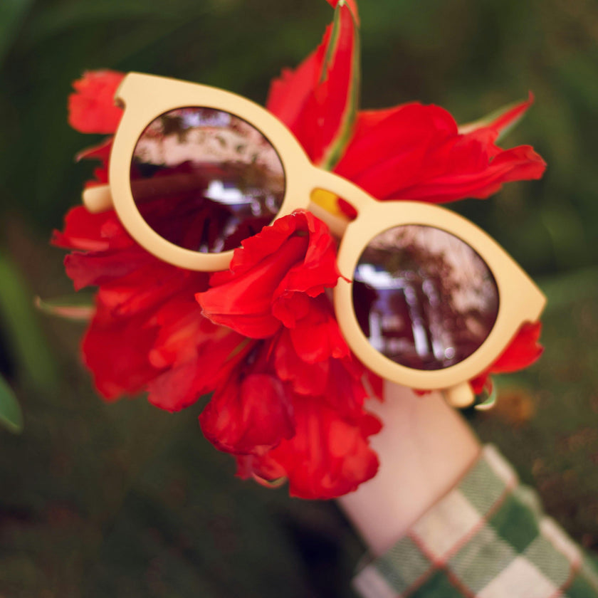 Classic | Sustainable Sunglasses | Plant-Based Bendable Polarized - Child | 3-8 Y | Buckwheat