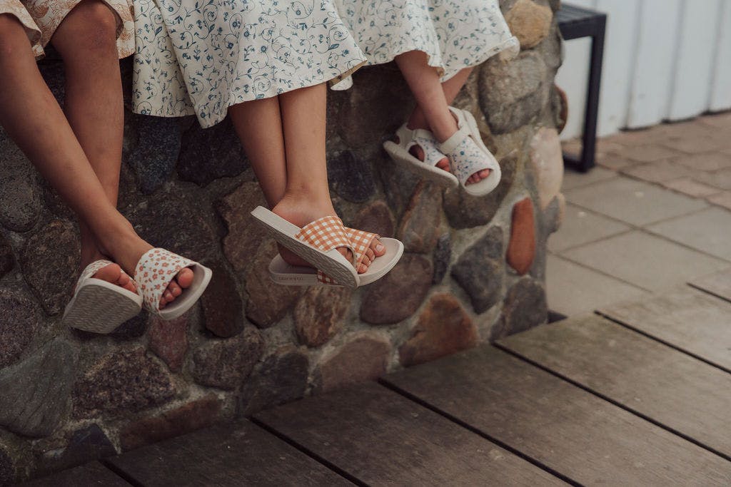 Slide Sandal | Patterns - Sunset Meadow
