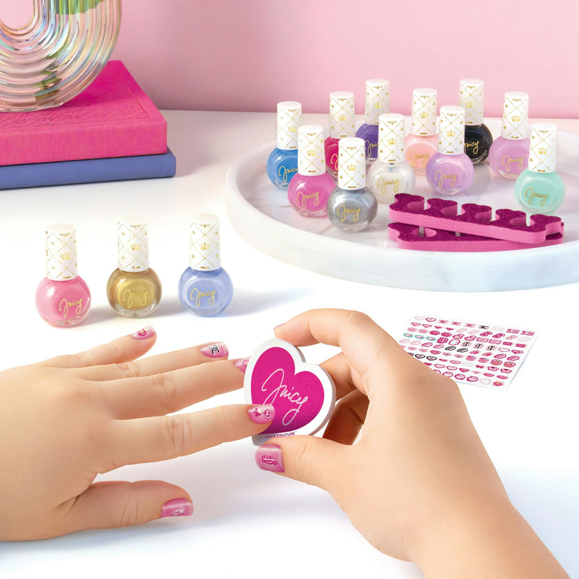 Juicy Couture: Nail Polish - Chic Design