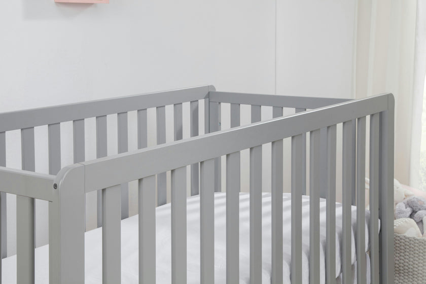 Carter's Colby 4-in-1 Convertible Crib