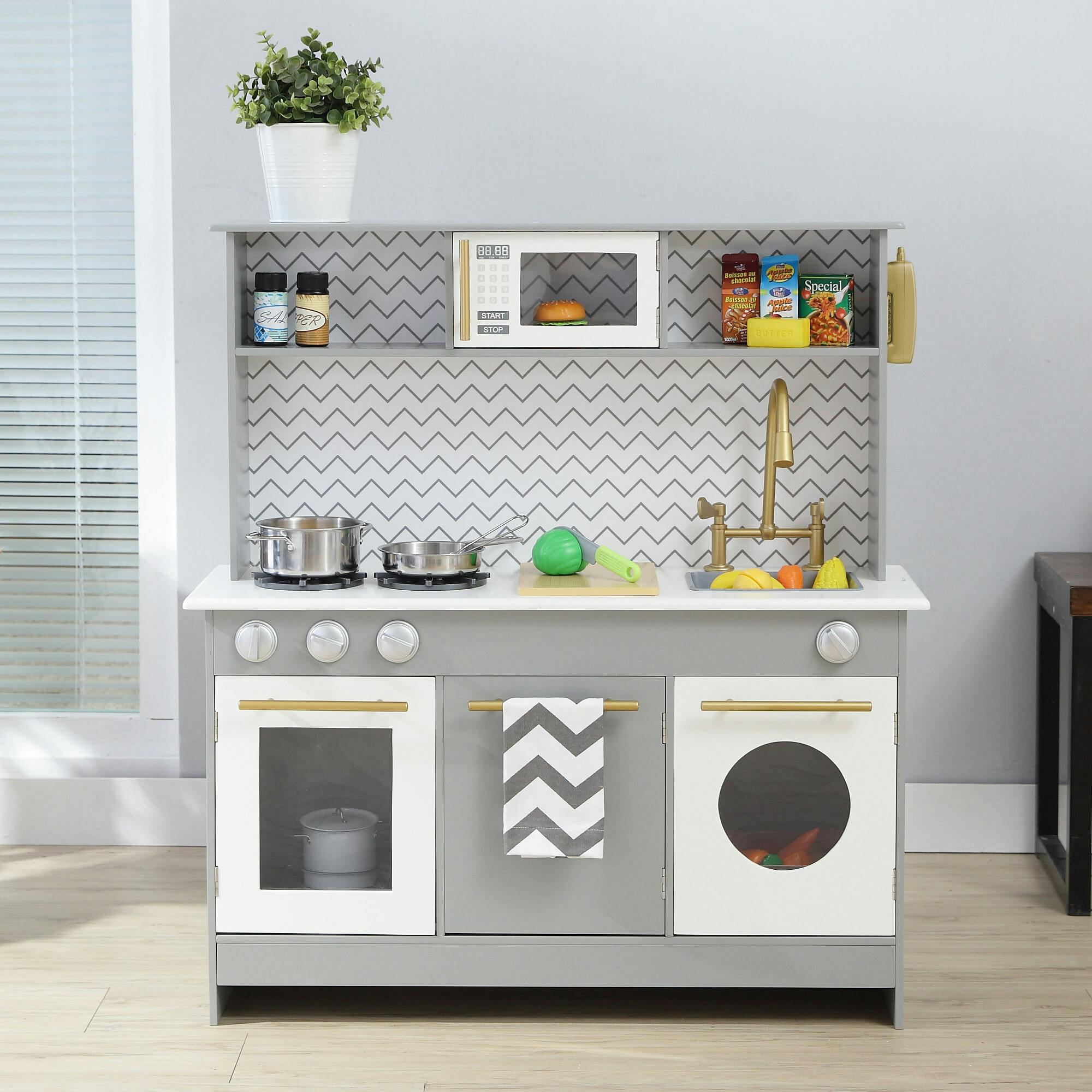 Little Chef Berlin Modern Play Kitchen