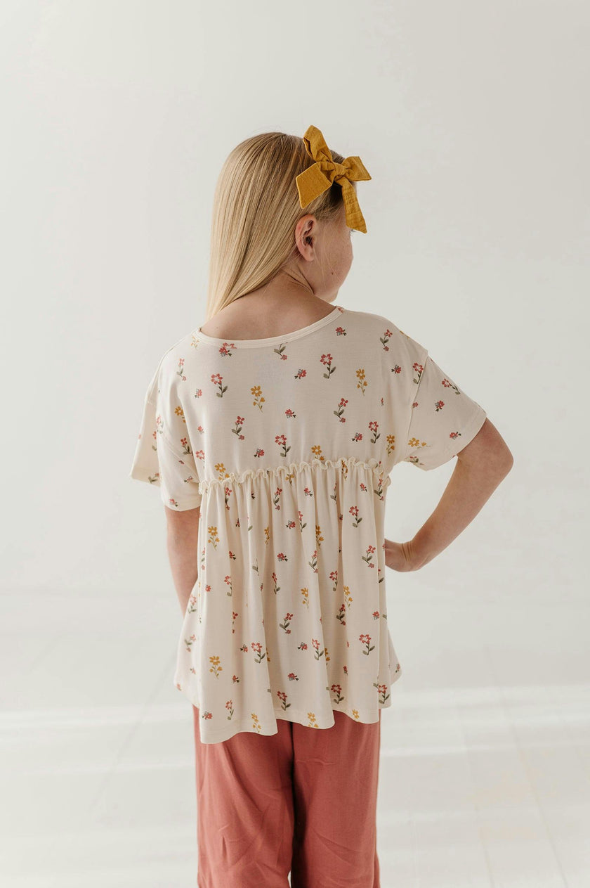 Girls Loose Short Sleeve Top in Rose Cloud