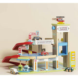 Le Grand Wooden Garage