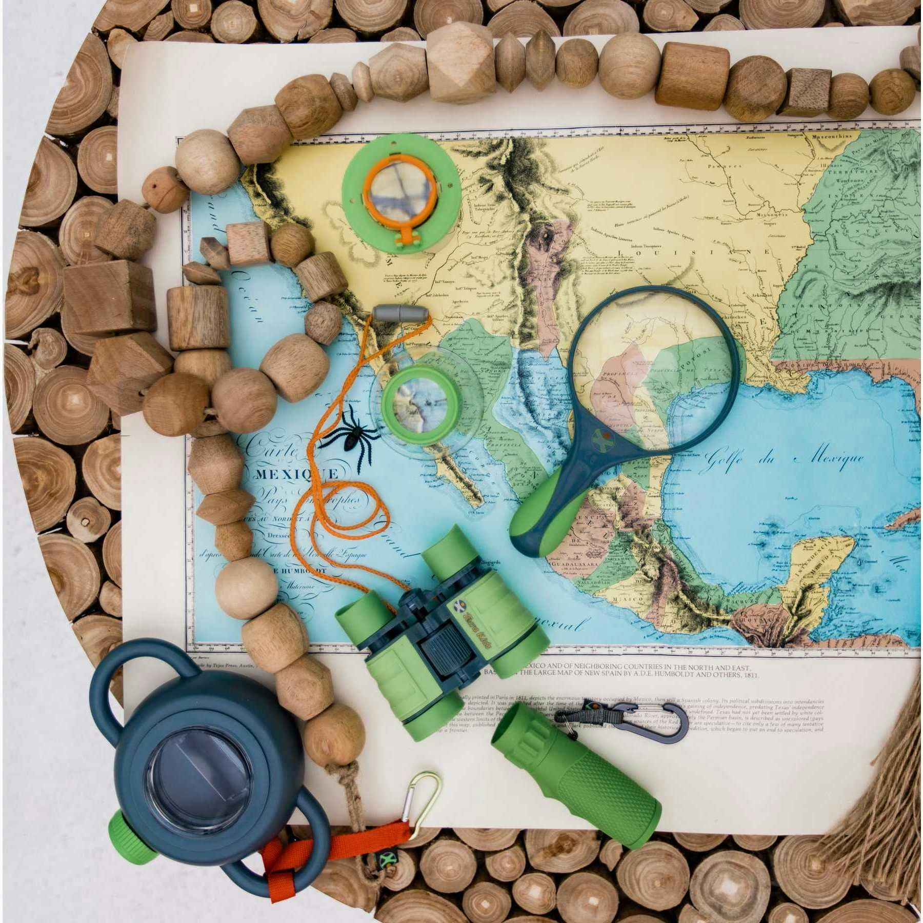 Terra Kids - Observational Magnifier with Ingenious Mirror to View Bugs from Above and Below