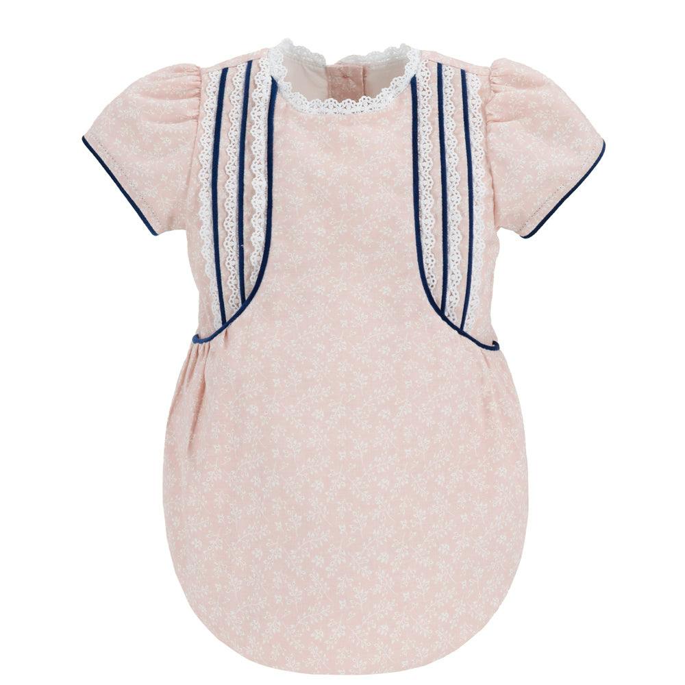 Wynn Girl Bubble