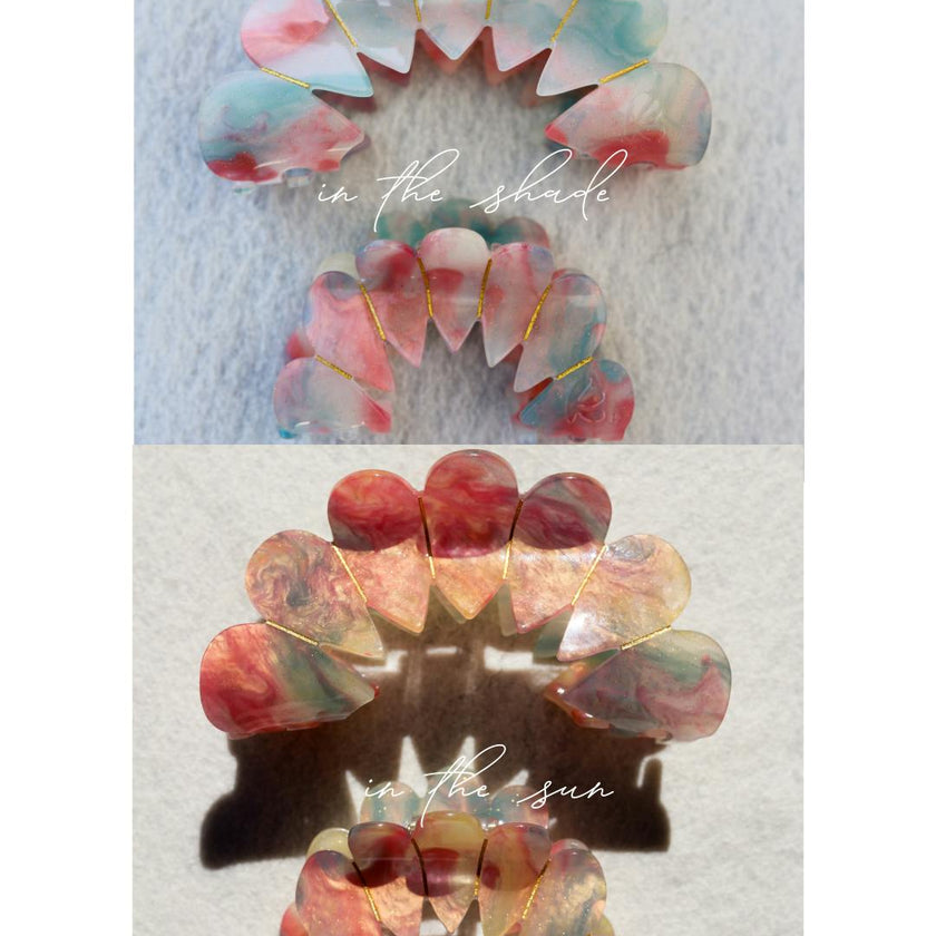 COLOR CHANGING CLAWS
