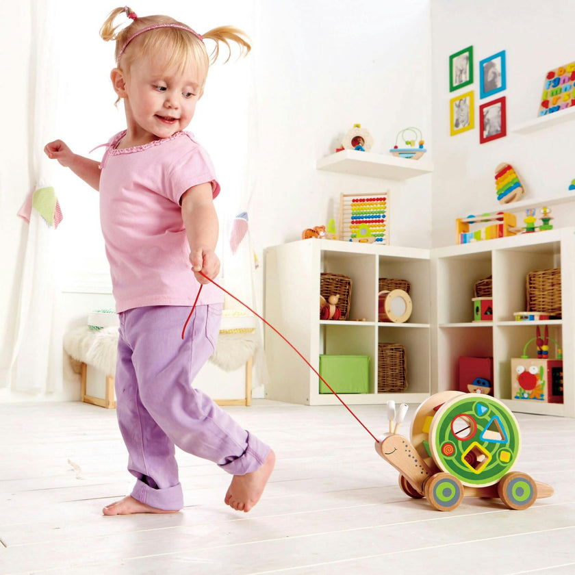 Snail Walk-A-Long Pull Toy with Ss