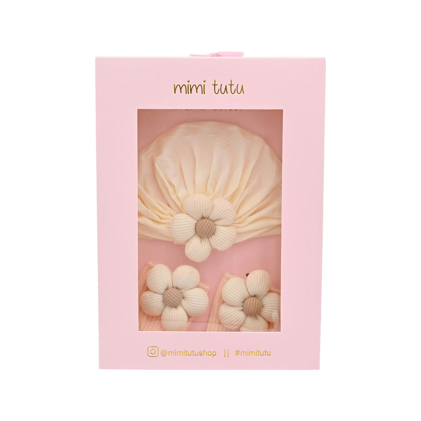 Tiny Tots Hat & Sock Gift Set