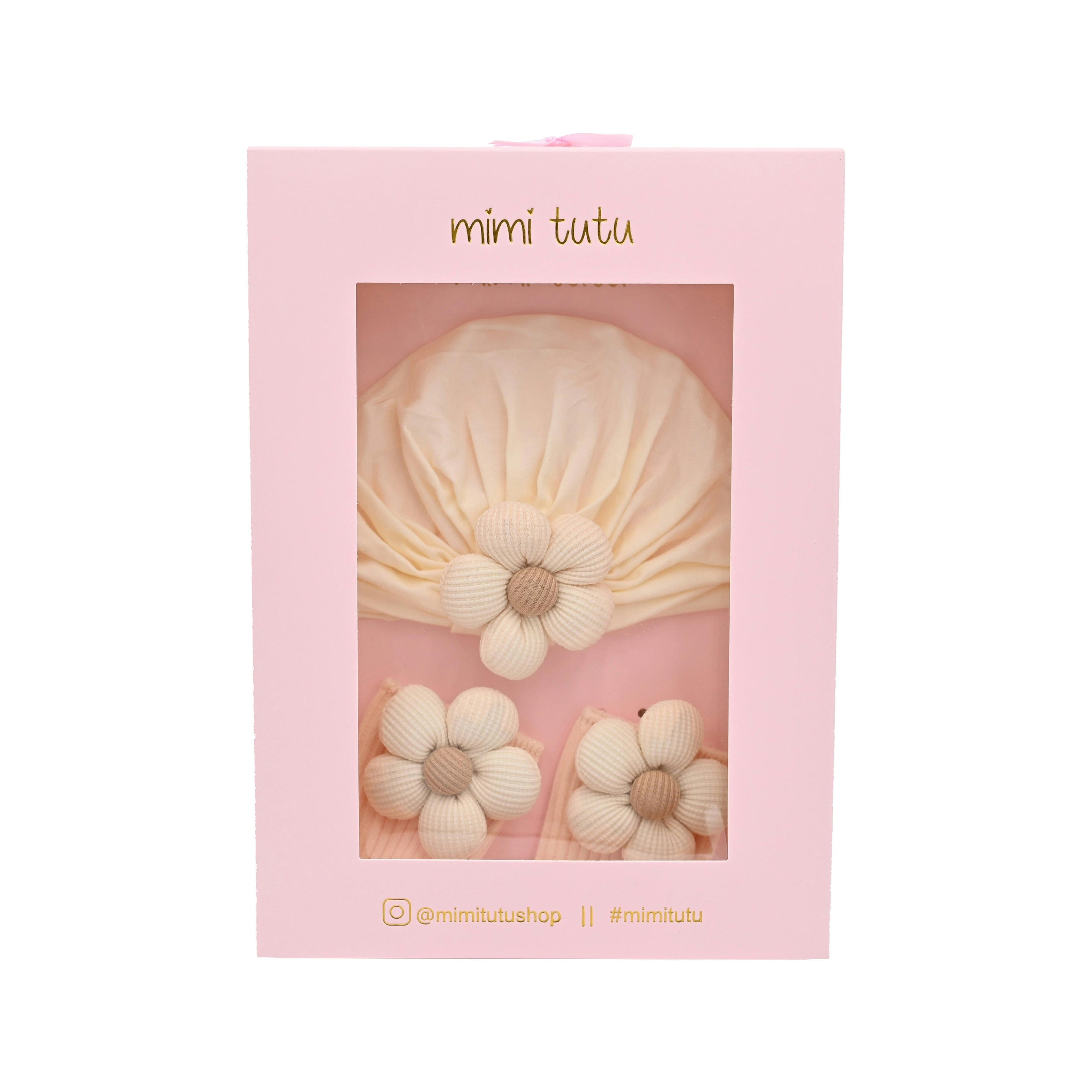 Tiny Tots Hat & Sock Gift Set
