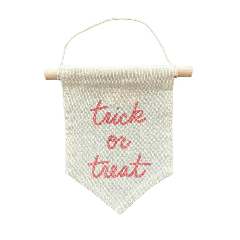 Trick or Treat Hang Sign