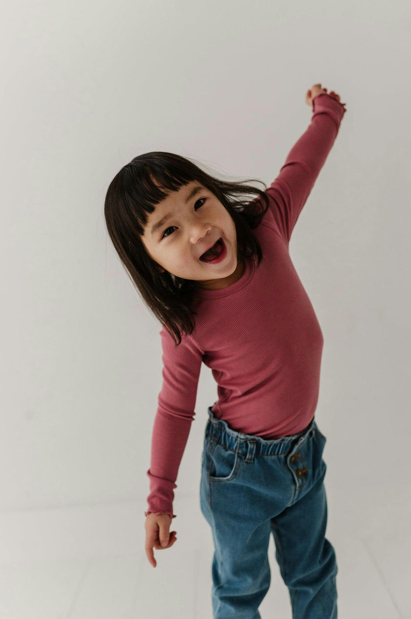 Girls Lettuce Hem Tee in Mesa Rose