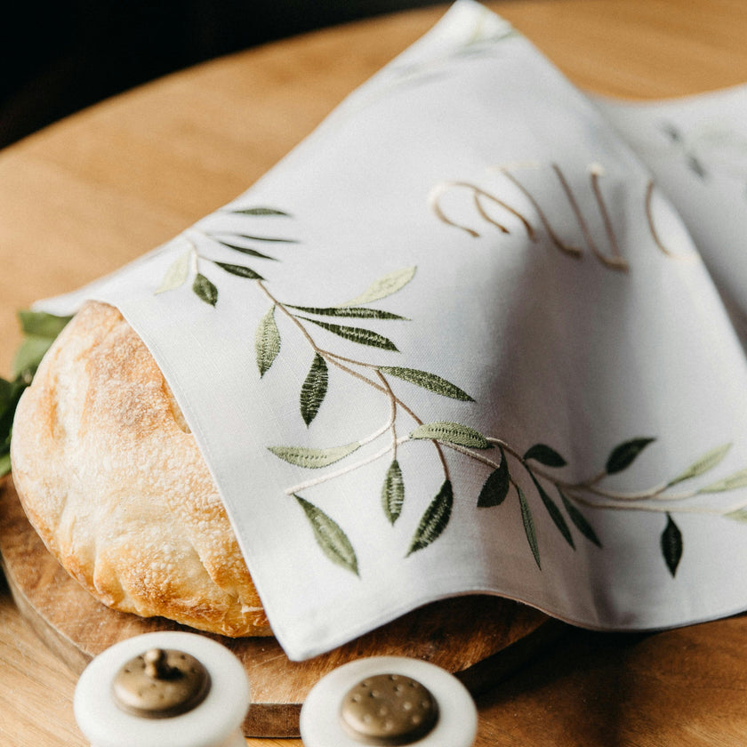Green Wreath Challah Cover