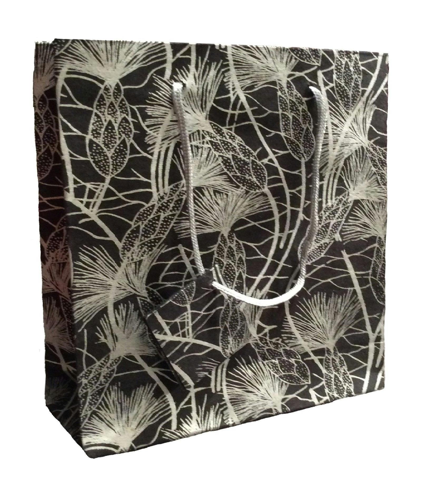 Set of Six Recycled Cotton Gift Bags Tag Black Beach Grass Design Arcadia Home