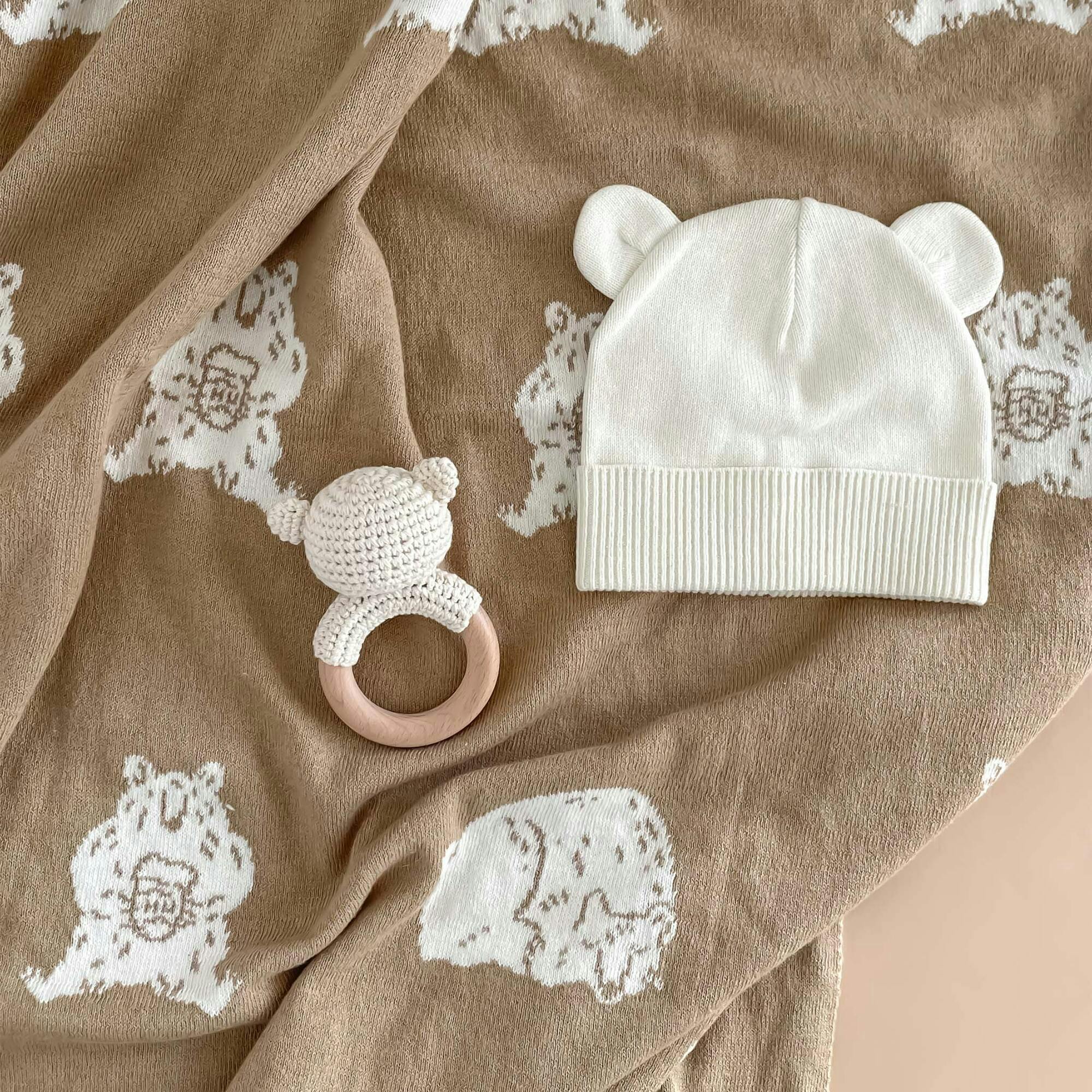 Honey Bear Hat Teether Gift Set