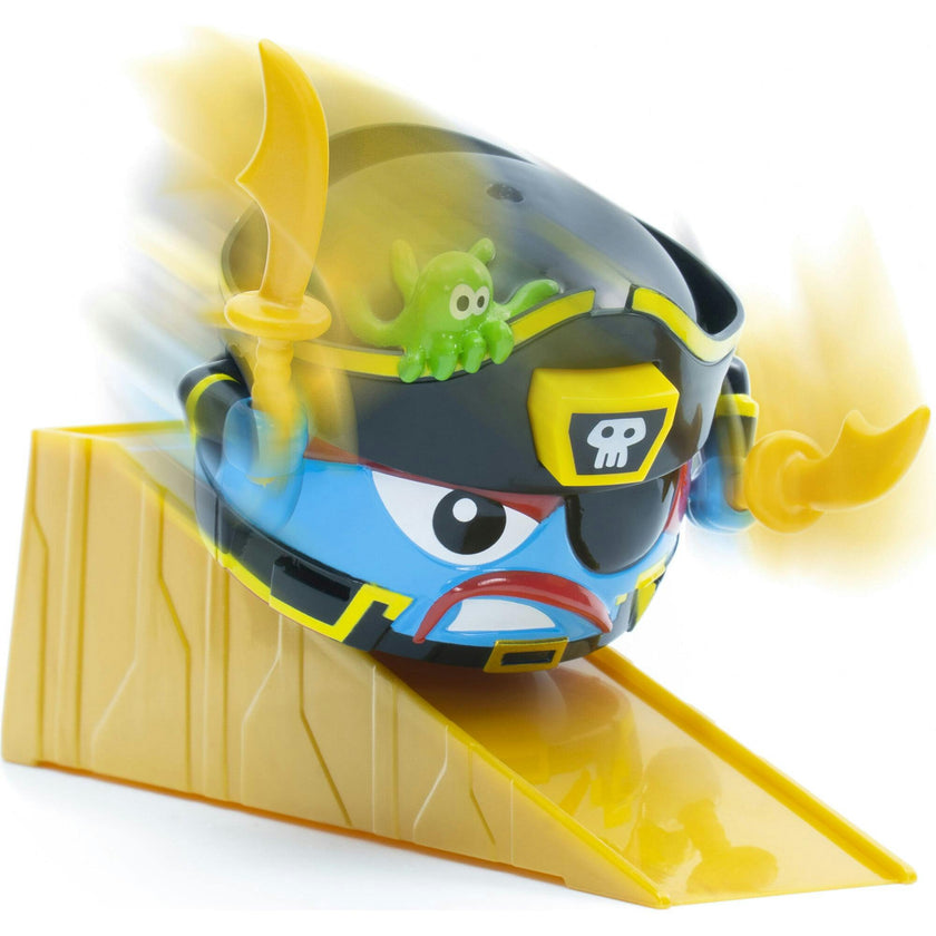 Battle Ballz: Training Pack - Captain Cutlass - Weapon Wielding Toy Pirate